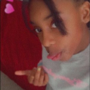 Meet your Posher, Endia